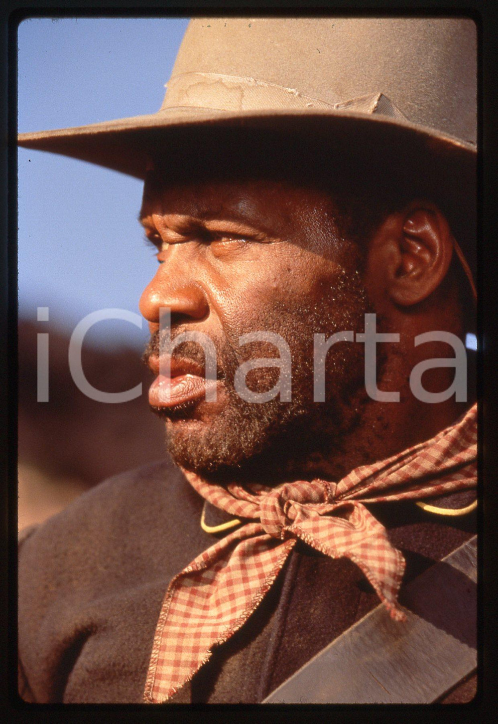 35mm vintage slide* 1997 BUFFALO SOLDIERS Danny GLOVER in una scena del film 1