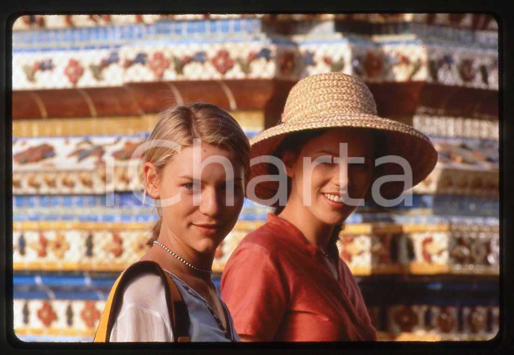 35mm vintage slide* 1999 BROKEDOWN PALACE Kate BECKINSALE Claire DANES