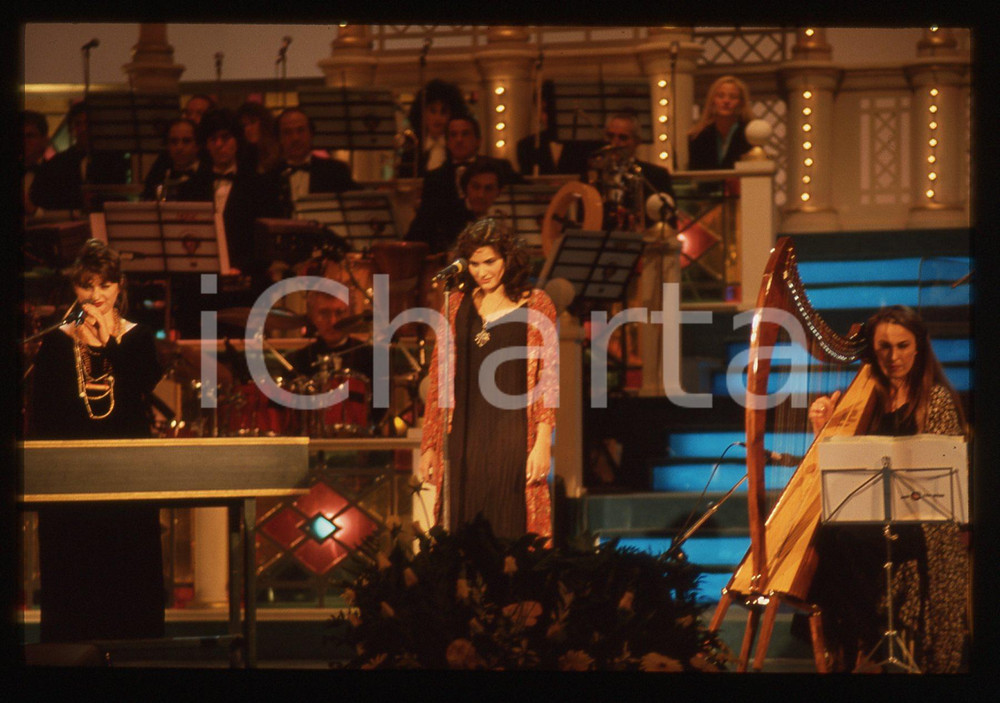 35mm vintage slide* 1993 SANREMO GIOVANI Valeria e Tina NICOLETTA - PAIDEJA (5)