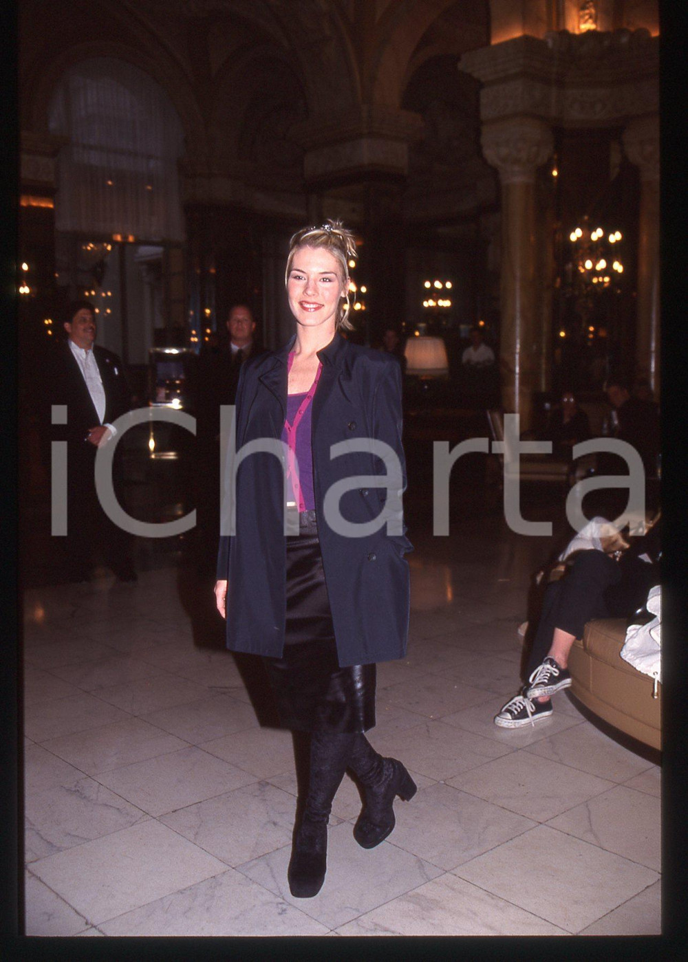 35mm vintage slide* 2000ca COSTUME Jennifer PAIGE Ritratto della cantante (14)