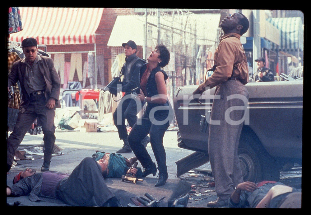 35mm vintage slide* 1990 PREDATOR 2 Danny GLOVER Rubèn BLADES Scena Film (6)
