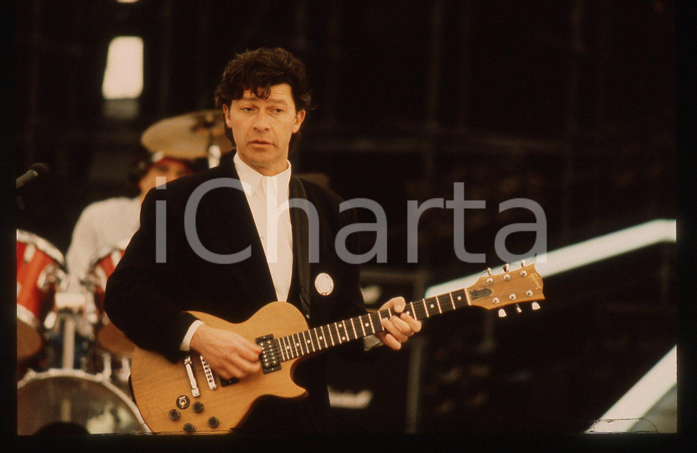 35mm vintage slide* 1988 SANREMO Robbie ROBERTSON sul palco del Palarock (11)