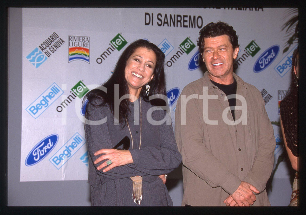 35mm vintage slide* 1995 SANREMO Robbie ROBERTSON Rita COOLIDGE Ritratto (2)