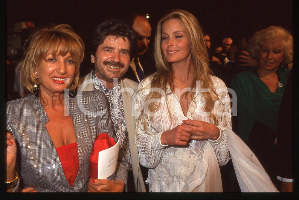 35mm vintage slide* 1990ca COSTUME Bo DEREK con Rolando ELISEI Ritratto