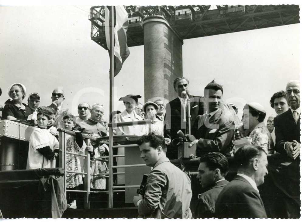 1957 GENOVA - ANSALDO Varo turbocisterna AGRIGENTUM - Madrina Carla GRONCHI