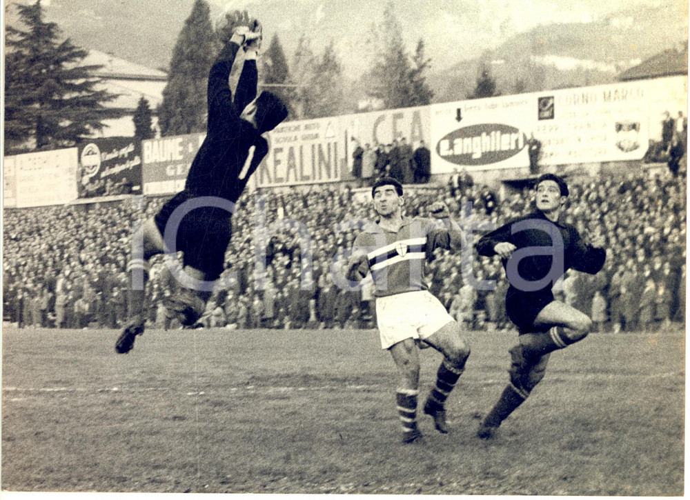 1961 CALCIO LECCO-SAMPDORIA 1-1 Parata di Eugenio BRUSCHINI su Sergio BRIGHENTI