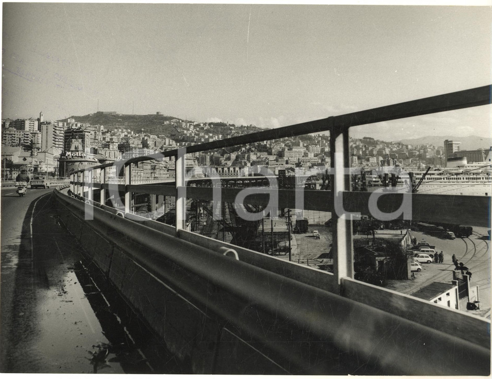 1967 GENOVA Veduta della città dalla nuova strada sopraelevata - Foto 24x18 cm