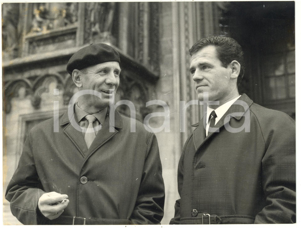1966 DUOMO DI MILANO - NAZIONALE URSS Nikolaj MOROZOV - József SZABÓ *Foto 24x18