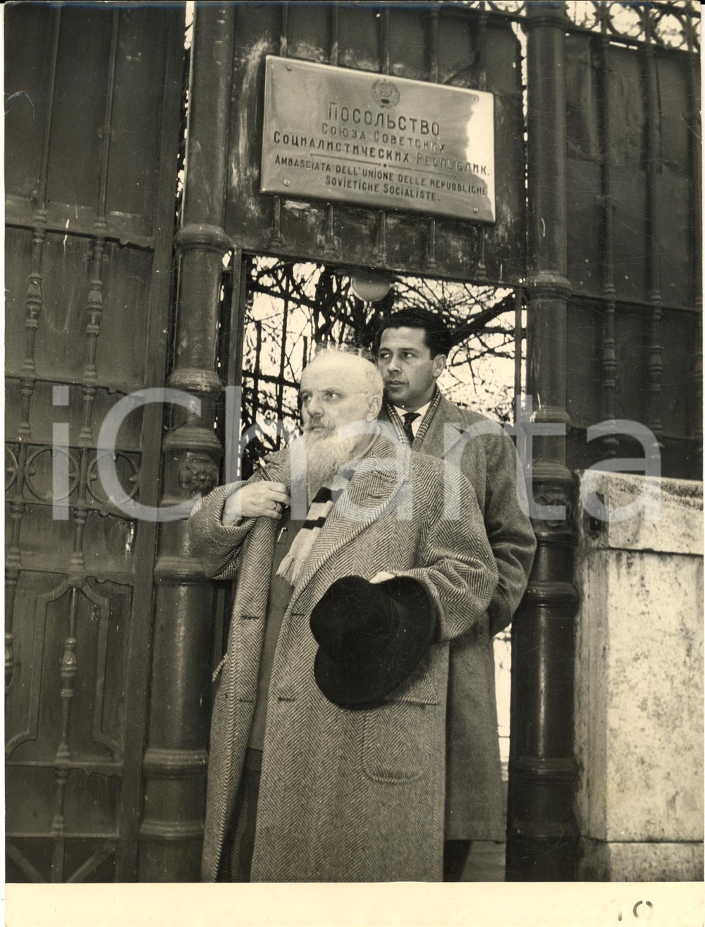 1953 ROMA Ambasciata Russa - Arrivo Alcide MALAGUGINI in morte di Stalin *Foto