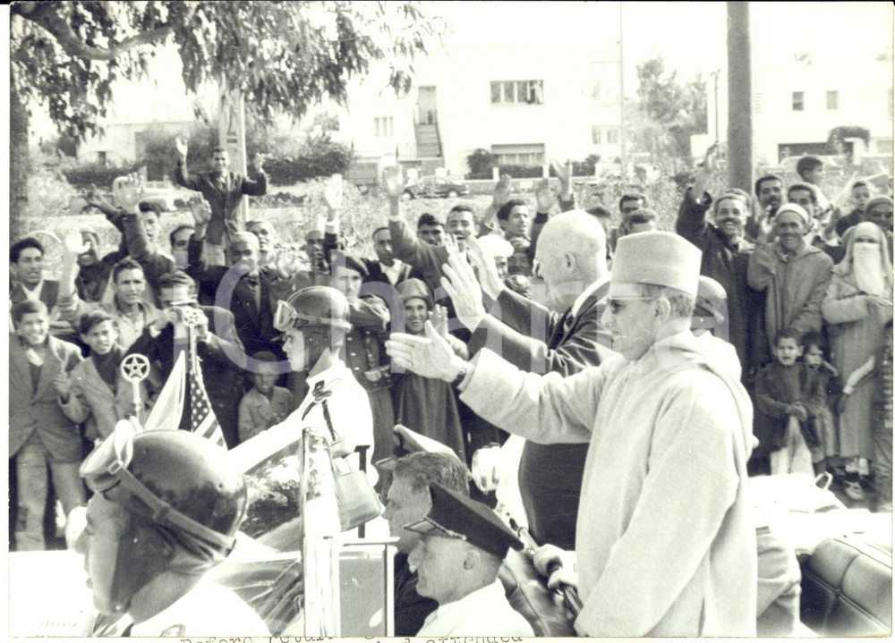 1960 MOROCCO King MOHAMMED V Dwight EISENHOWER acclaimed by the crowd ^Photo