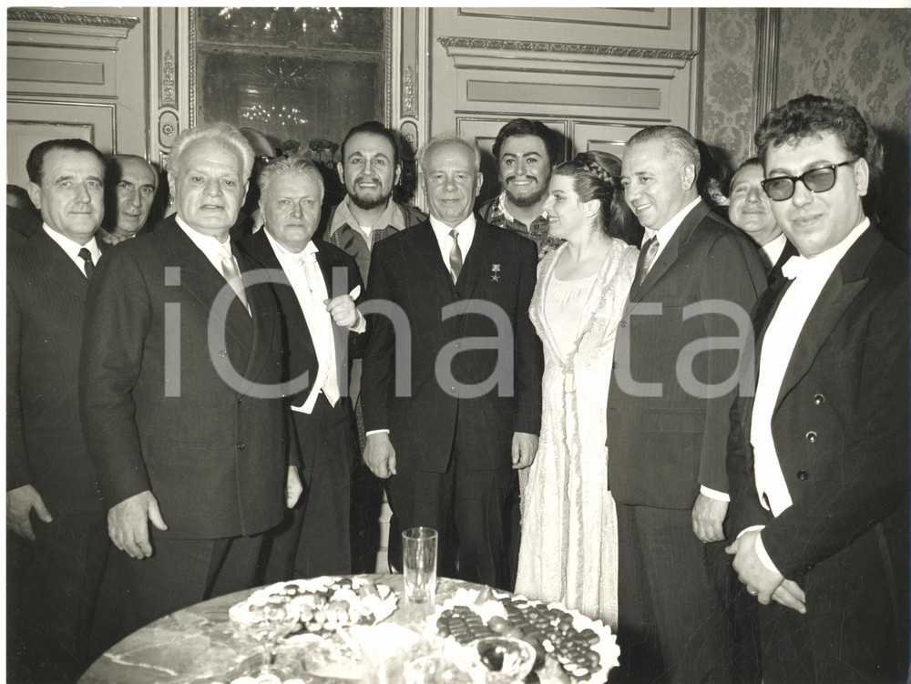 1967 MILANO Teatro alla Scala- Nikolaj PODGORNYI Luciano PAVAROTTI e gli artisti