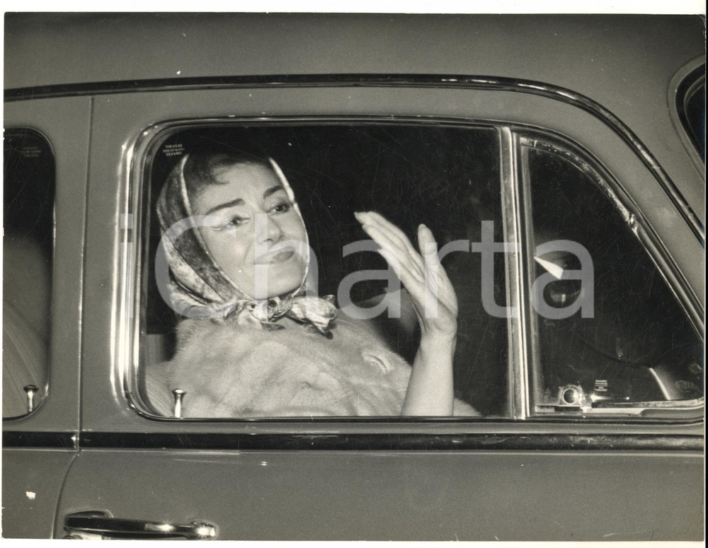 1961 MILANO Maria CALLAS lascia il Teatro alla Scala dopo "Medea" - Foto 24x18