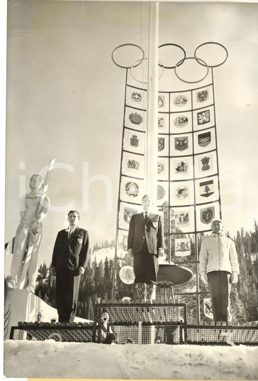 1960 SQUAW VALLEY Winter Olympics - 10.000 m SPEED SKATING Podium - Photo