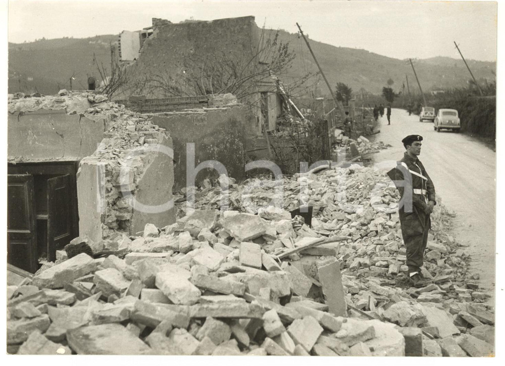 1957 CIGOGNOLA - VALLESCUROPASSO (PV) Case distrutte dal tornado *Foto 18x13 cm