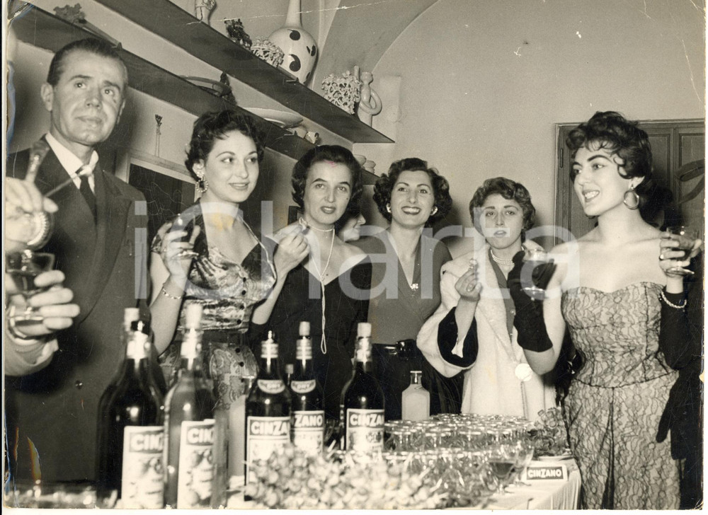 1954 TORINO Inaugurazione Club delle Indossatrici - Foto DANNEGGIATA 24x18 cm