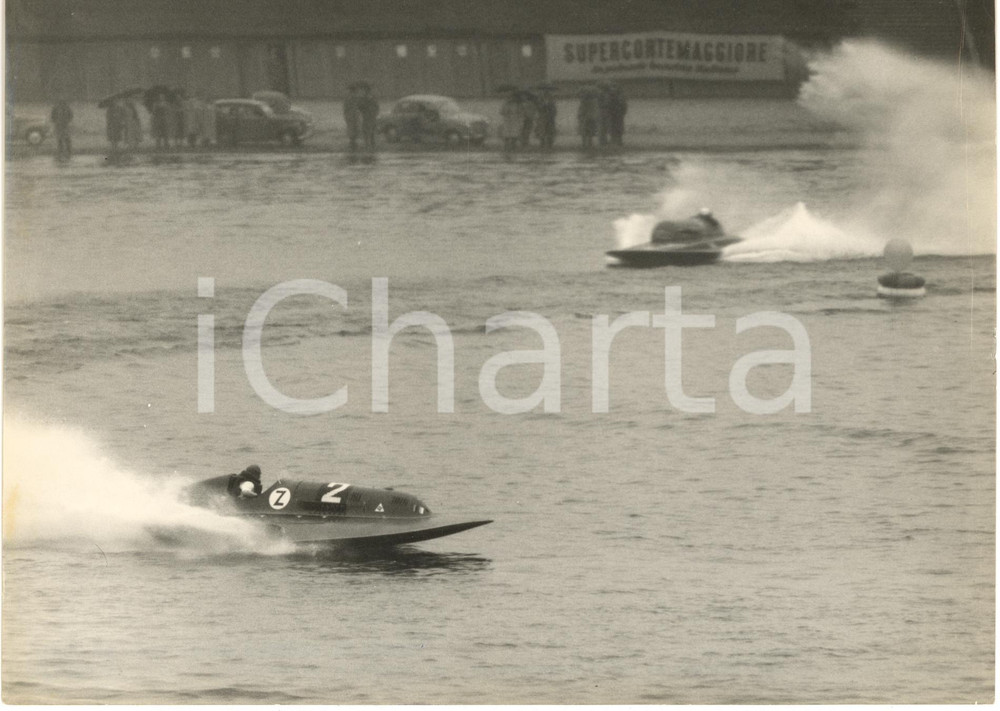 1953 MILANO IDROSCALO Mondiali MOTONAUTICA - Passaggio Mario VERGA su ALFA ROMEO