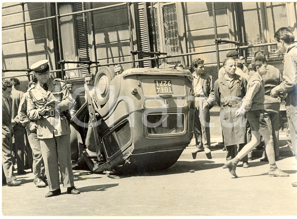 1956 TORINO Incidente stradale con FIAT GIARDINETTA - Sopralluogo della Polizia