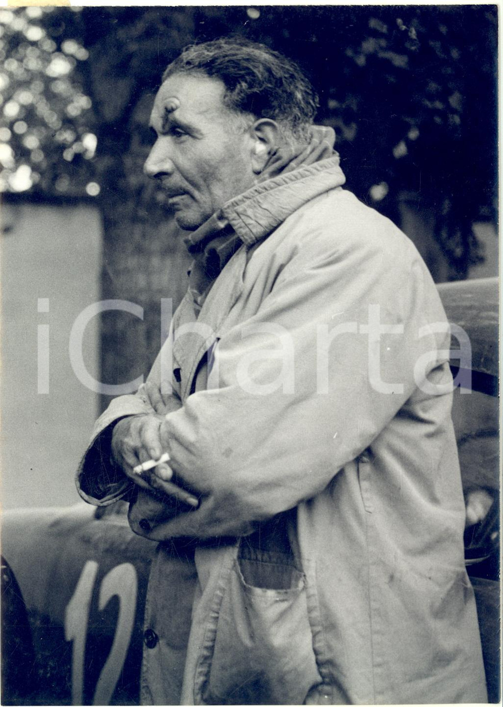 1954 AUTOMOBILISMO Pilota Clemente BIONDETTI malato prima del ritiro *Foto