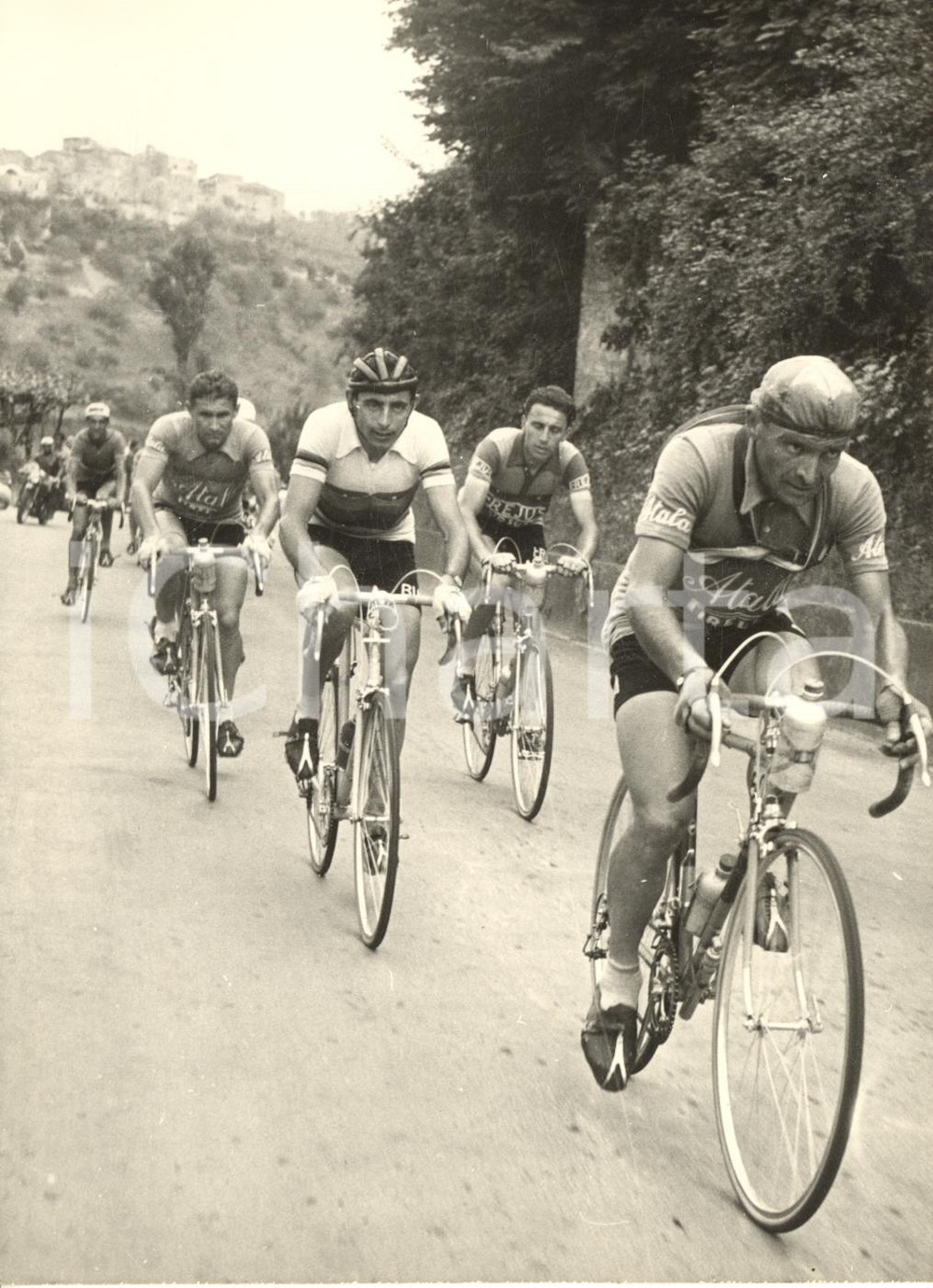 1954 CICLISMO GIRO D'ITALIA Giancarlo ASTRUA in fuga verso Roma - Foto 13x18 cm