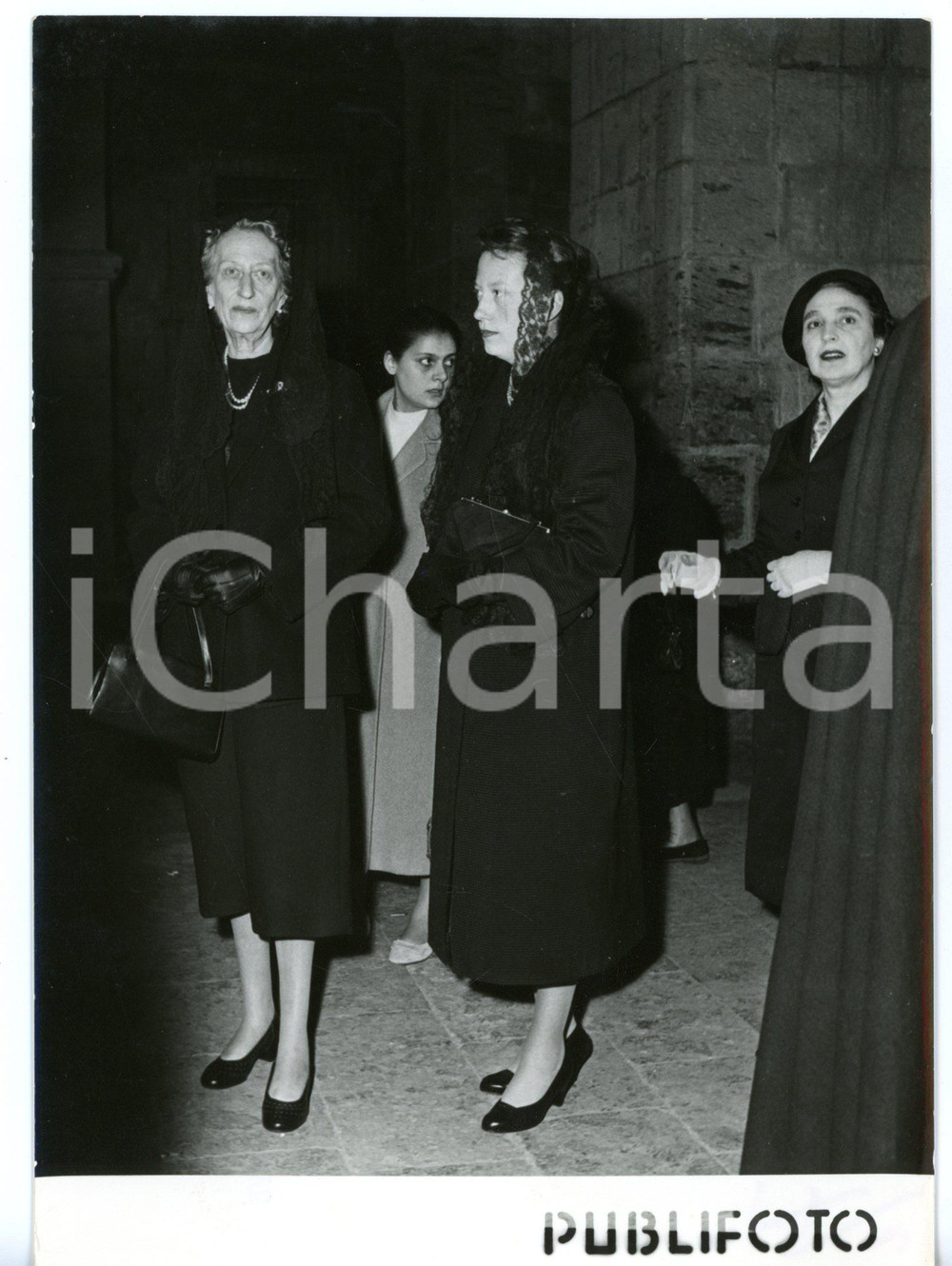 1958 NAPOLI Basilica di SANTA CHIARA - I BORBONE al ritorno delle salme reali