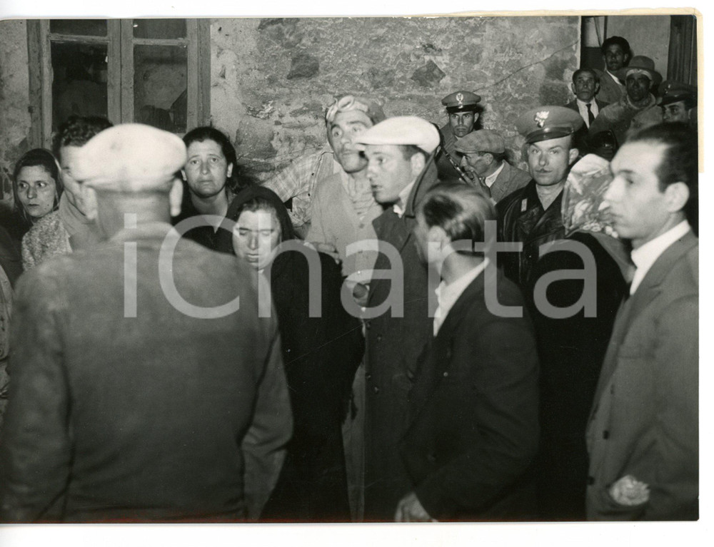 1957 CALTANISSETTA Miniera di zolfo TUMMINELLO - Familiari dei minatori sepolti