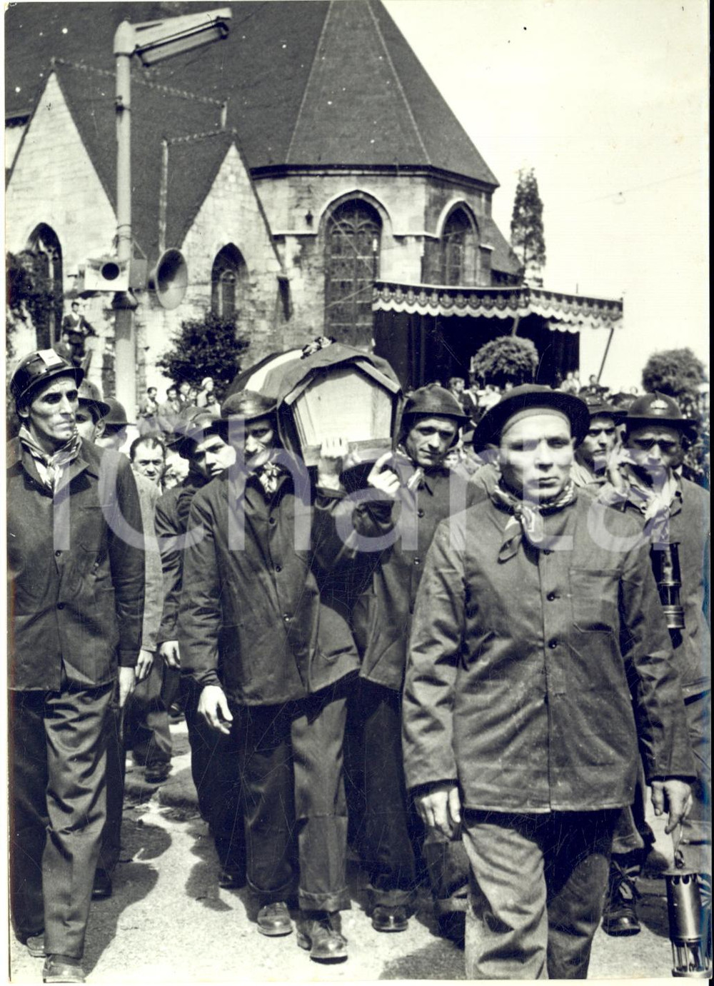 1956 CHARLEROI Funerali minatori vittime della tragedia di MARCINELLE *Foto