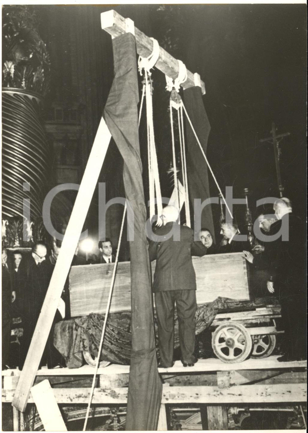 1958 ROMA SAN PIETRO Funerali papa Pio XII - Tumulazione della salma *Foto 13x18