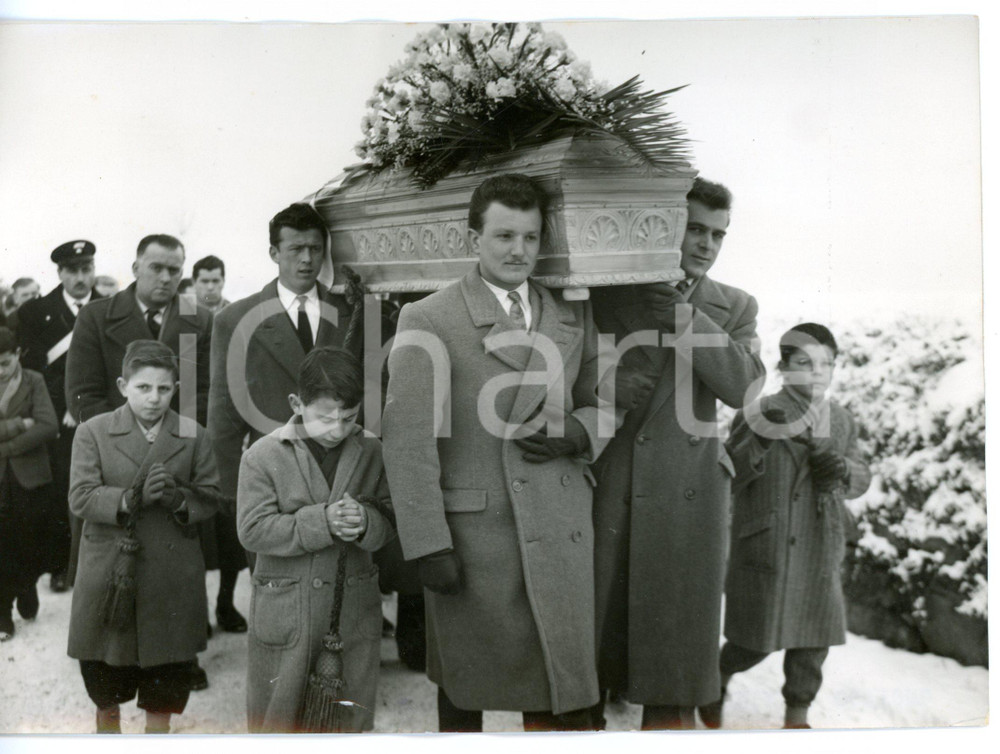 1954 TRAGEDIA DEL LAGO DI OGGIONO Funerali dei ragazzi annegati *Foto 18x13 cm