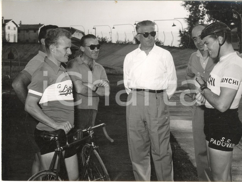 1955 CICLISMO DALMINE Angelo FARINA tra i ciclisti in ritiro per il mondiale