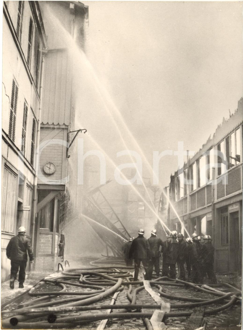 1954 PARIS Rue de REUILLY  - Incendie établissements VILMORIN *Photo 13x18 cm