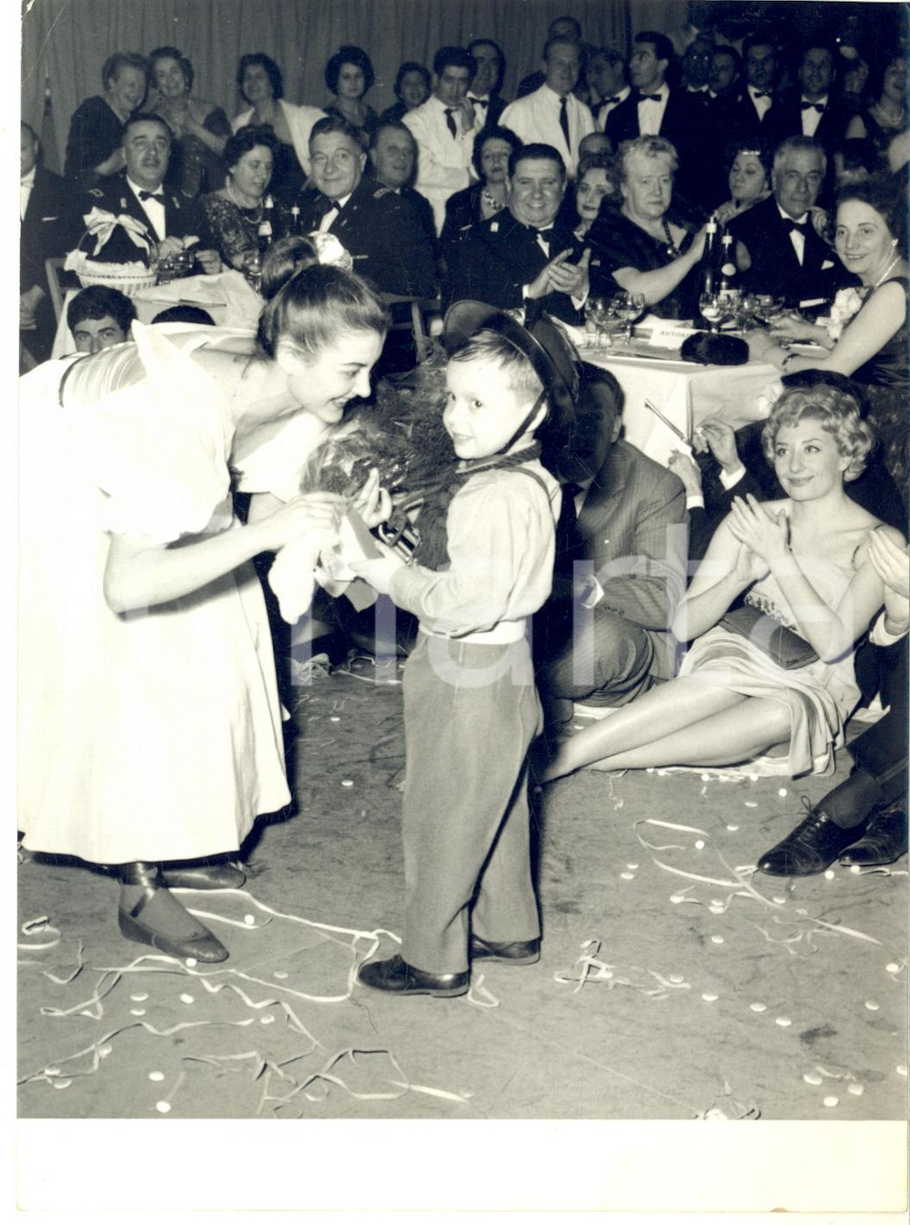 1959 MILANO Veglione dei Giornalisti - Carla FRACCI con un piccolo bersagliere