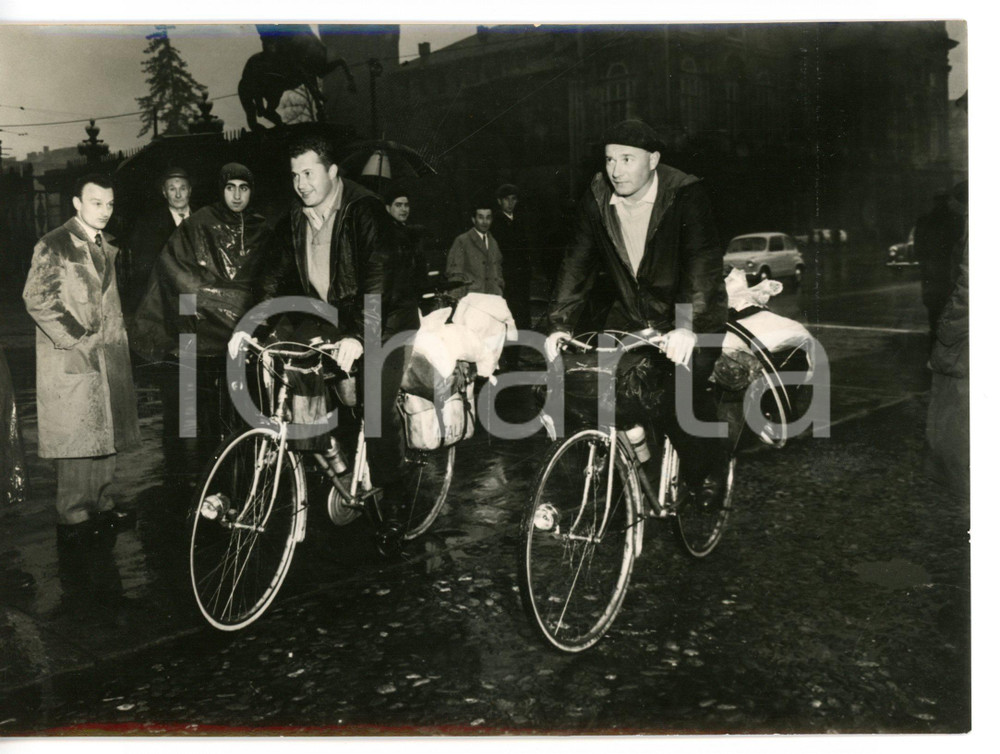1958 TORINO Giro del mondo in bicicletta - Valentino ROLANDO e Adriano SADA