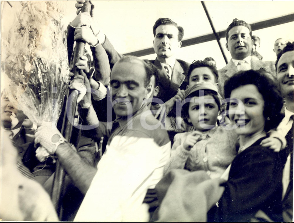 1953 CICLISMO Fiorenzo MAGNI nuovo campione d'Italia - I festeggiamenti *Foto