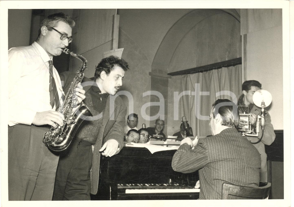 1959 TORINO Teatro GOBETTI Domenico MODUGNO incide "Piove" con William GALASSINI