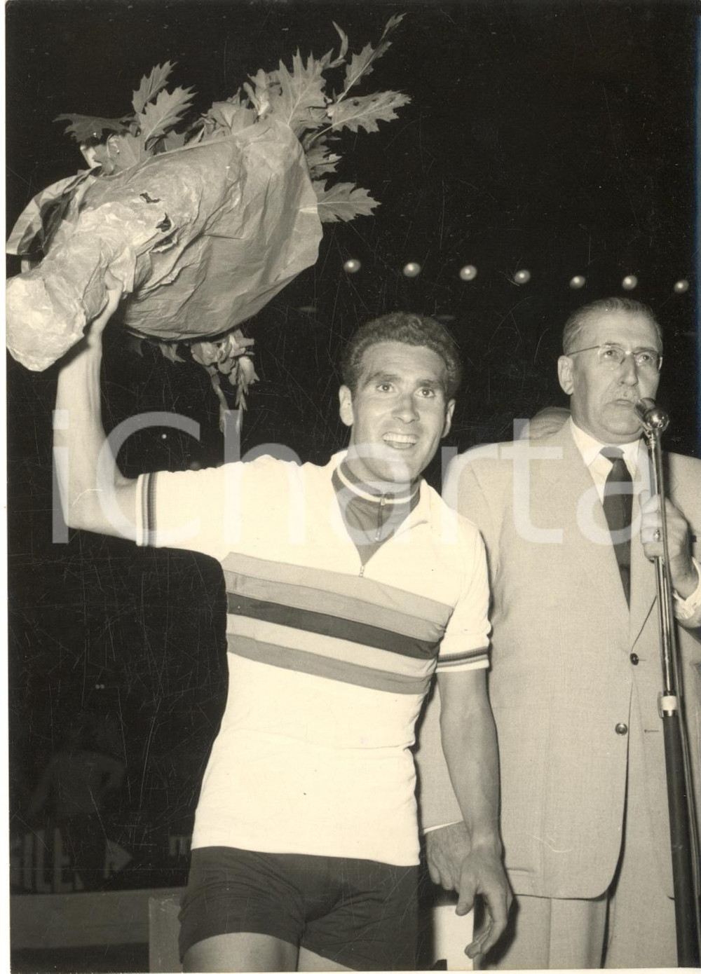 1955 CICLISMO MILANO Mondiali su pista - Guido MESSINA campione - Foto 13x18 cm