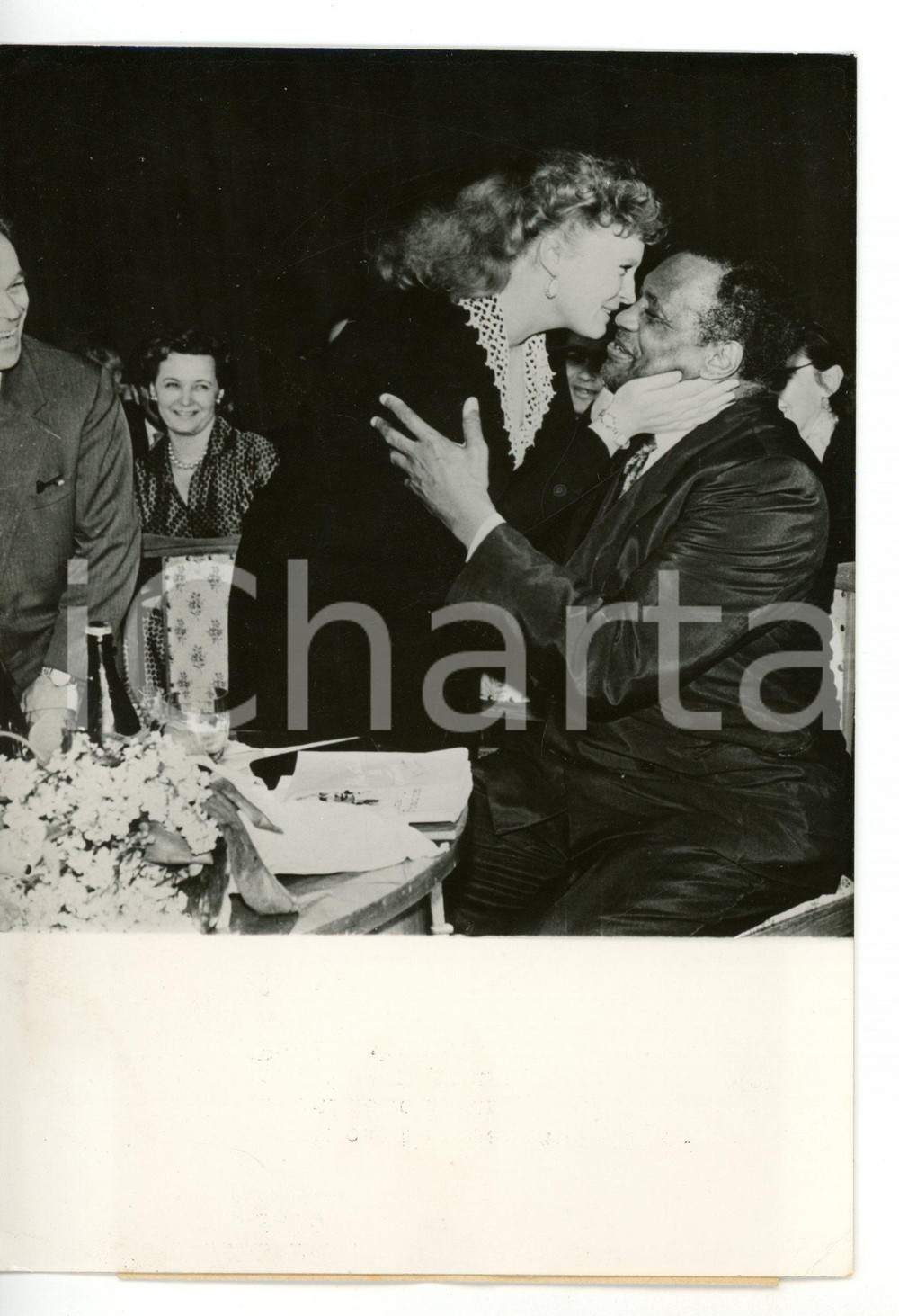 1959 MOSCOW Paul ROBESON during farewell party with Alla LARINOVA *Foto 13x18 cm