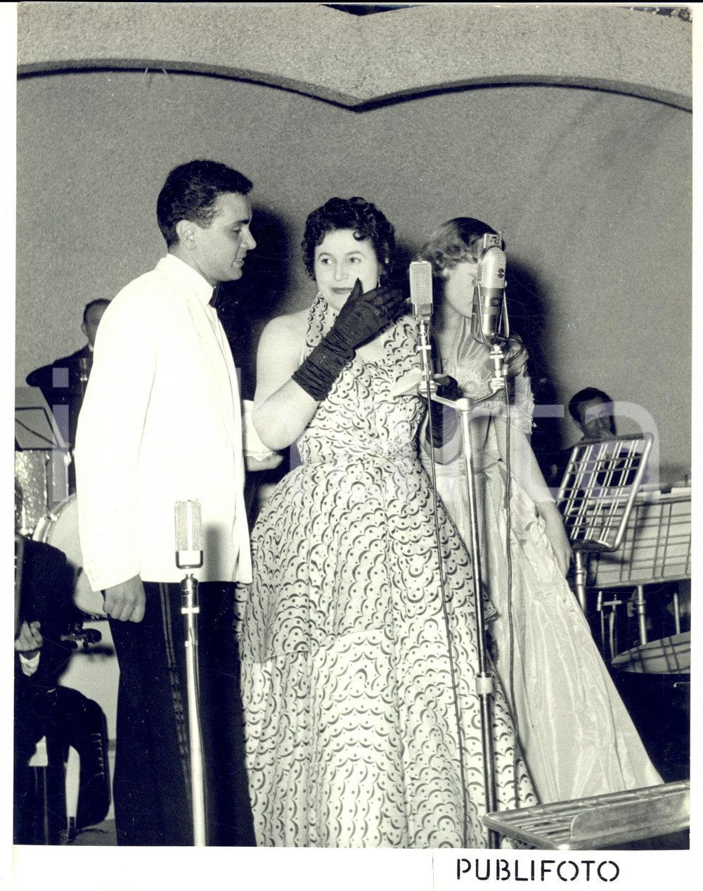 1954 GENOVA Festival Canzone Francese - Enzo TORTORA con Marisa COLOMBER - Foto