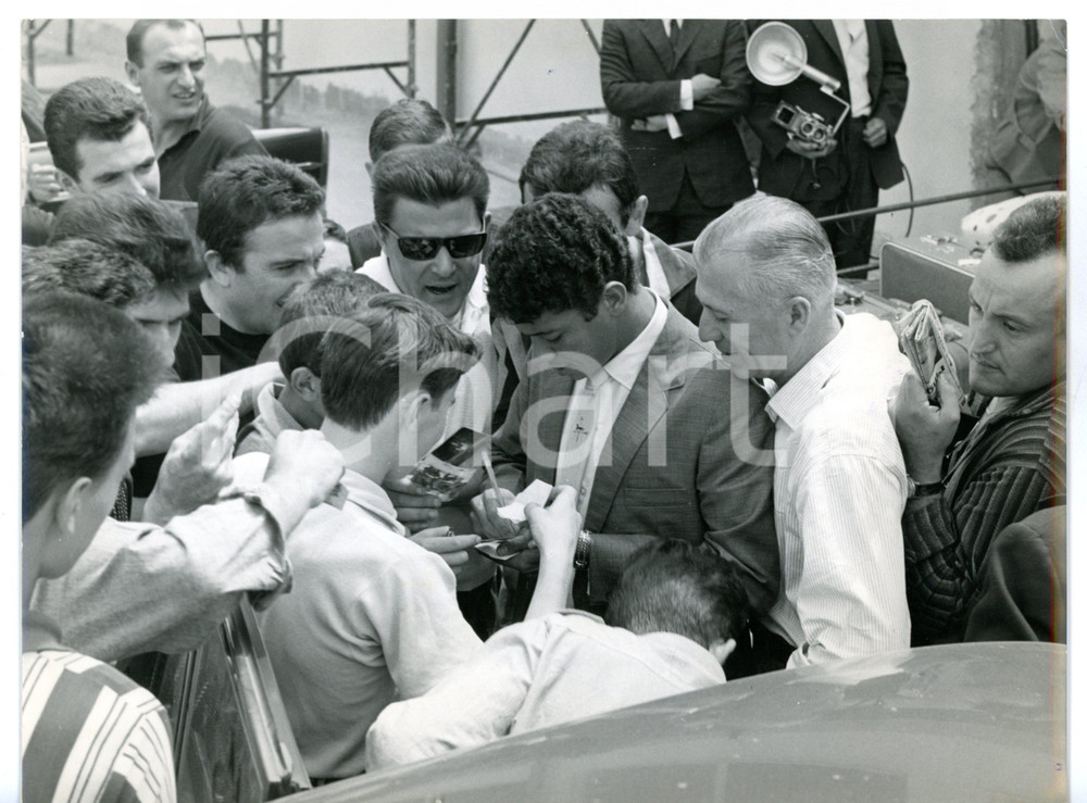 1963 MILANO MALPENSA - MILAN Amarildo TAVARES DA SILVEIRA firma autografi ai fan