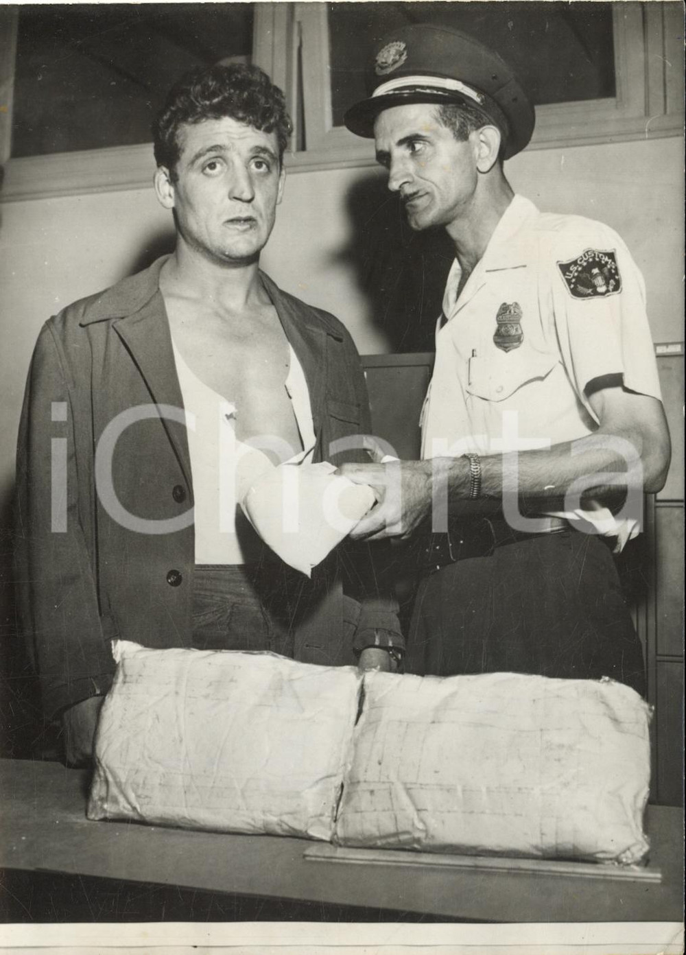 Fotografia d epoca originale 1960 NEW YORK Arresto Georges PONTILLO marinaio del LibertÃ© per traffico droga 1