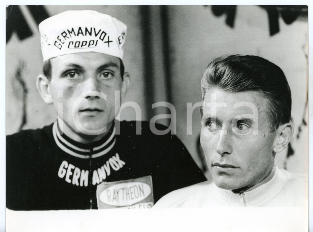1967 CICLISMO GIRO D'ITALIA Mantova-Verona - Ole RITTER e Jacques ANQUETIL *Foto