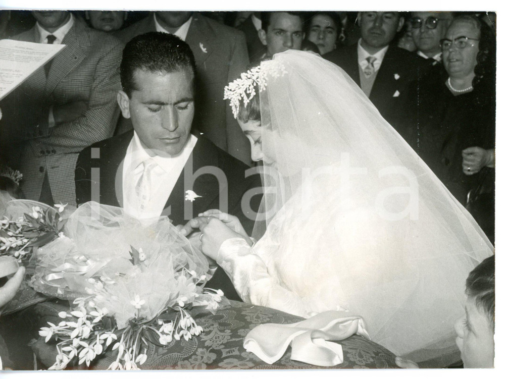 1957 ALBANO LAZIALE Bruno MONTI e Gabriella ROSSIGNOLI nel giorno del matrimonio