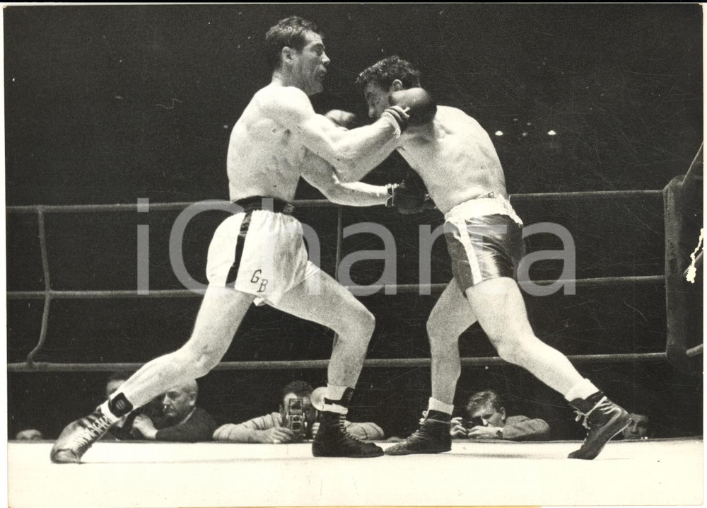 1959 PARIS Palais des Sports - BOXE - Germinal BALLARIN vs Laszlo PAPP *Photo