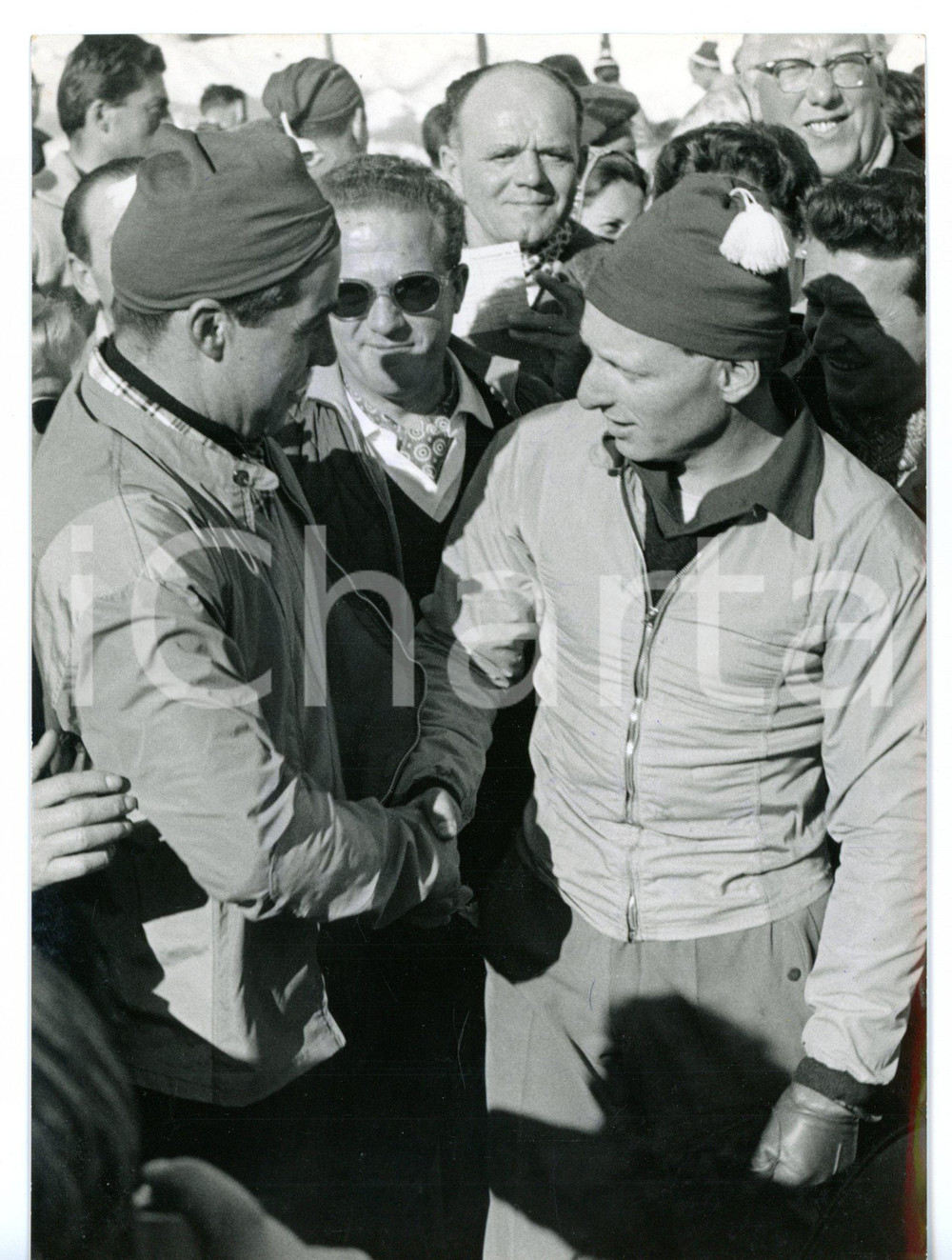 1959 SANKT MORITZ Campionati mondiali BOB - Eugenio MONTI e Renzo ALVERÃ€ *Foto Fotografia d'epoca con didascalia coeva.  CONDIZIONI: G (ma lieve graffio al margine inferiore) FORMATO: 13x18 cm      originale e autentica 1