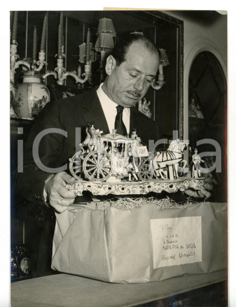 1955 TORINO Porcellana di CAPODIMONTE dono di nozze per Maria Pia di SAVOIA