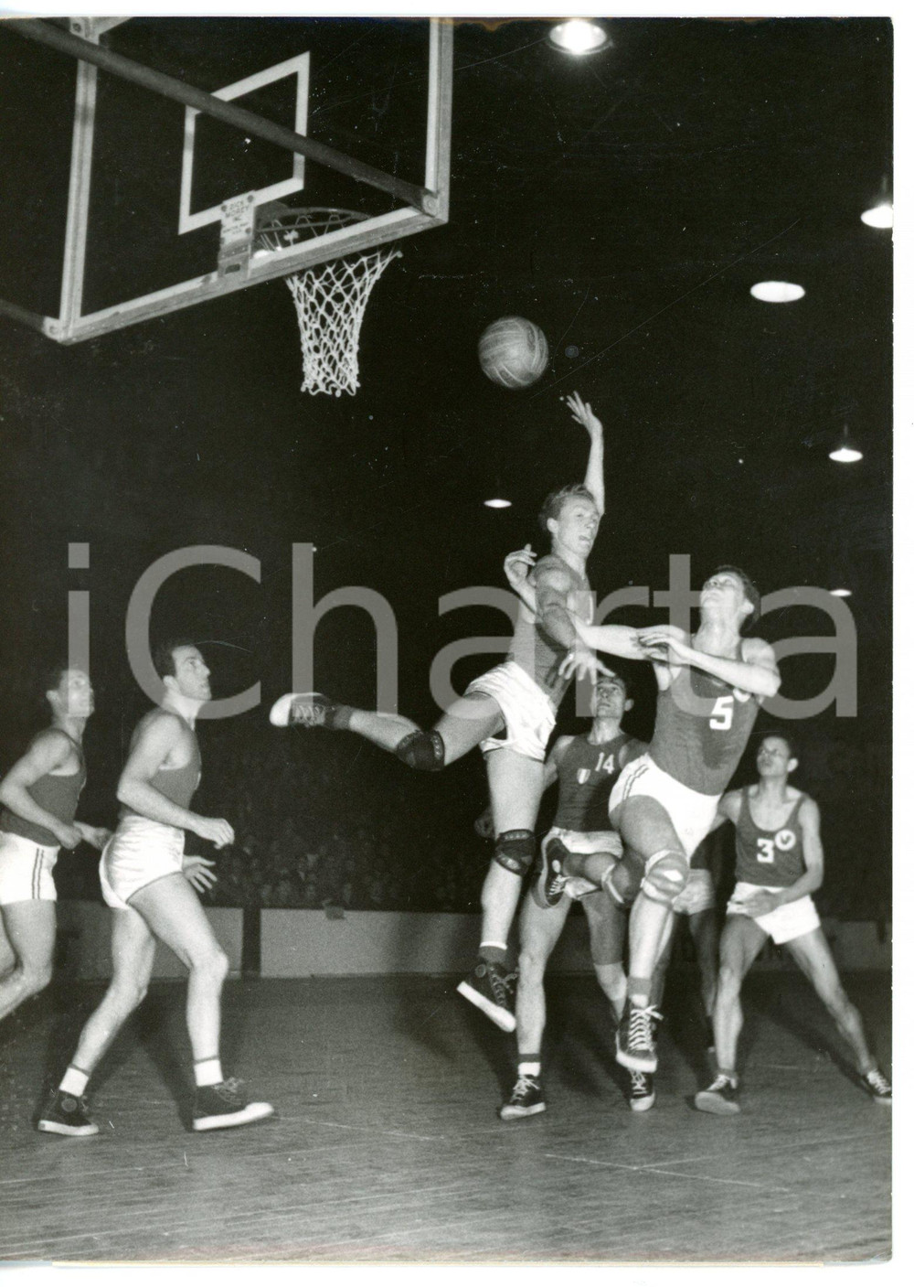 1954 PARIS BASKET - FRANCIA-ITALIA 73-64 Una fase della partita *Foto 13x18 cm