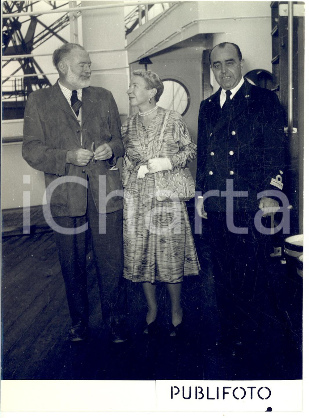 1954 GENOVA Ernest HEMINGWAY a bordo del piroscafo MOROSINI - Foto RARA 13x18