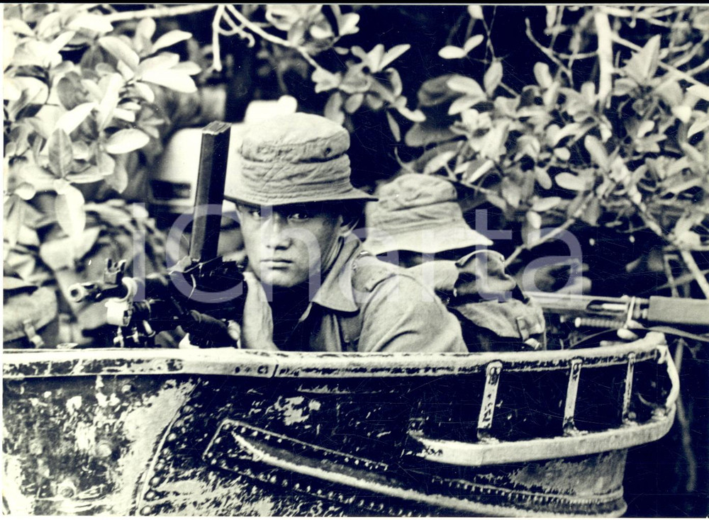 1965 BORNEO DEL NORD Truppe britanniche al confine tra Indonesia e Malaysia