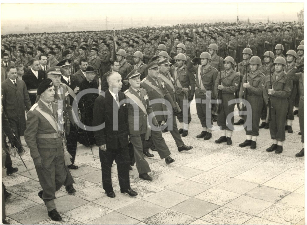 1957 REDIPUGLIA Paolo Emilio TAVIANI Gen. Giorgio LIUZZI celebrano il 4 Novembre