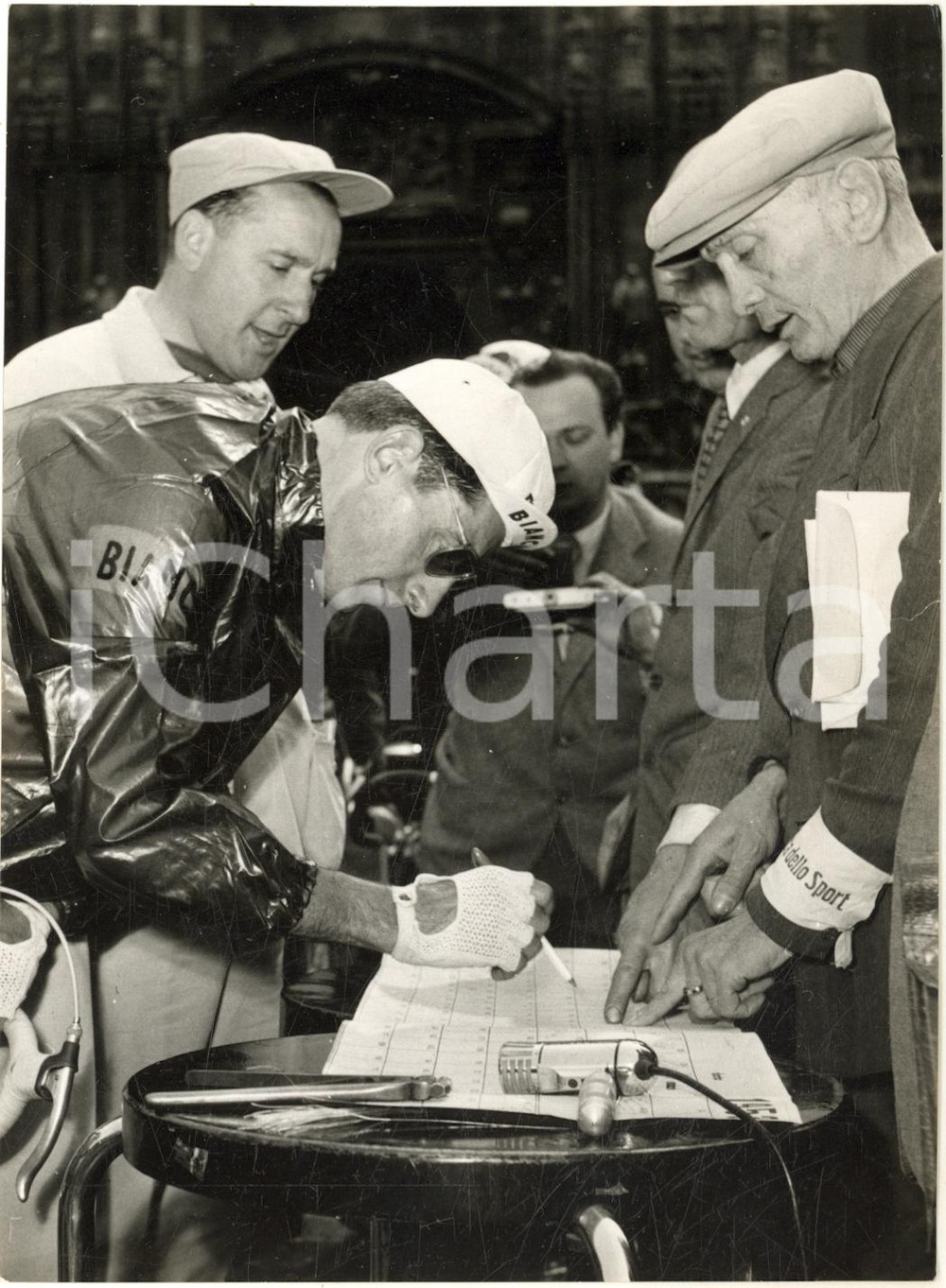 1955 CICLISMO GIRO D'ITALIA MILANO Fausto COPPI al controllo *Foto 13x18 cm