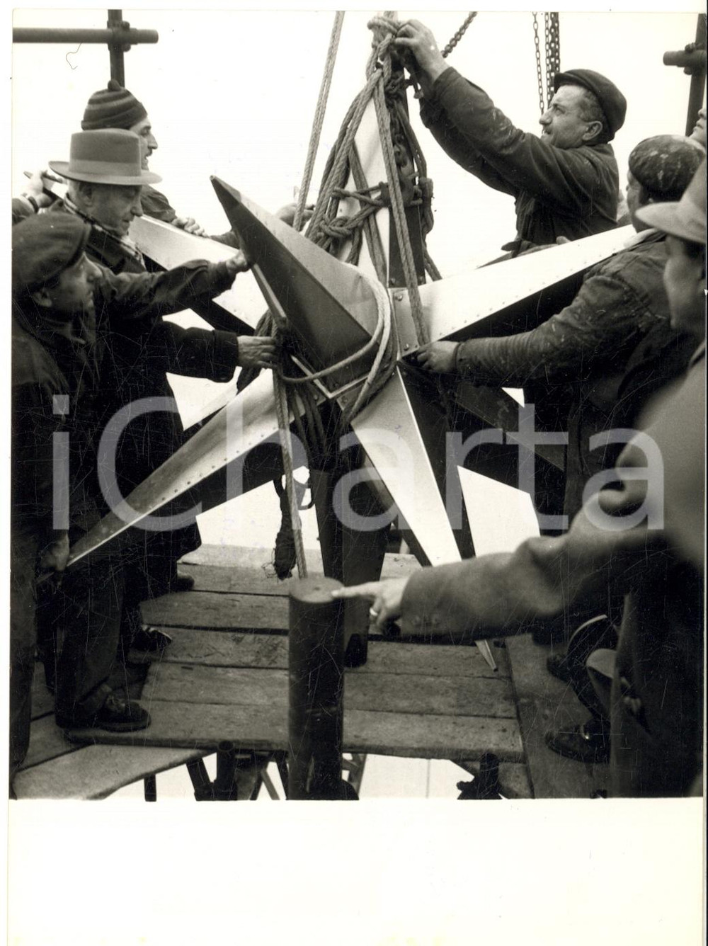 1961 TORINO La nuova stella in cima alla MOLE ANTONELLIANA - Foto 13x18 cm